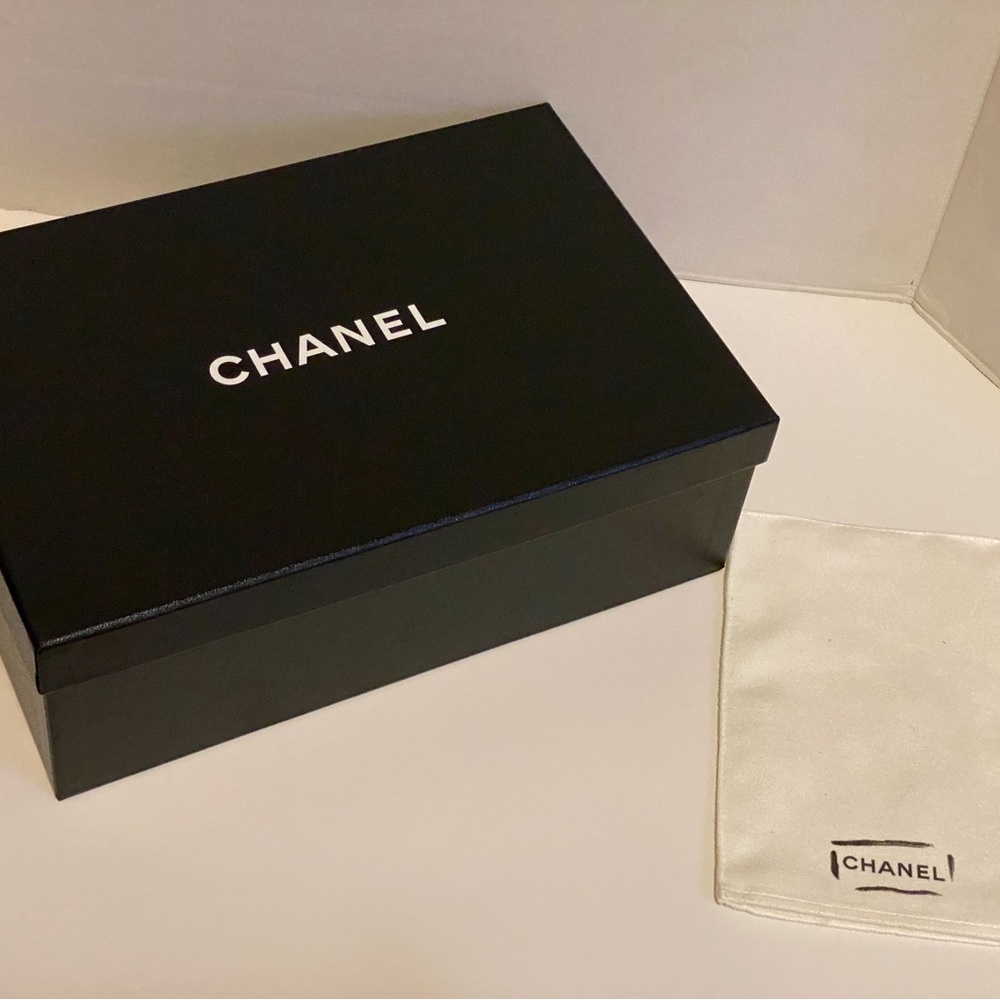 CHANEL Black Box with Cream pouch